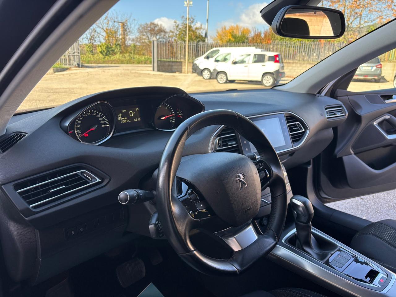 Peugeot 308 BlueHDi 120 S&S EAT6 SW Allure