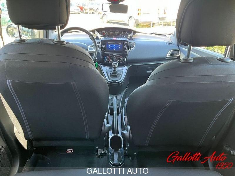 Lancia Ypsilon 1.0 FireFly 70cv S&S Hybrid GOLD