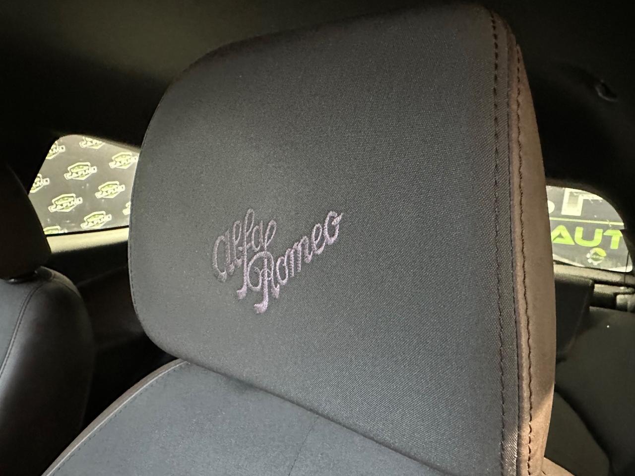 Alfa Romeo MiTo - 2015 1.4 78 CV 8V S&S Distinctive