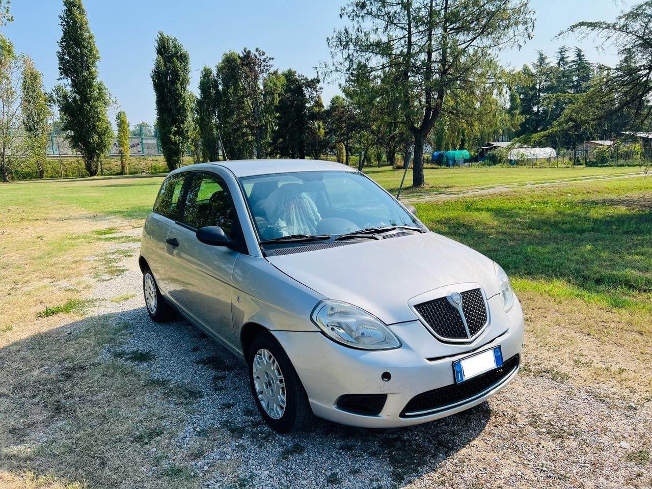 Lancia Ypsilon 1.2 Argento