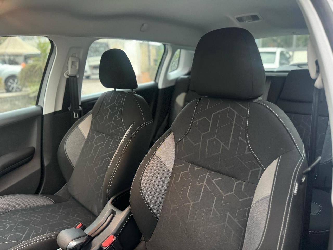 Peugeot 2008 BlueHDi 100 S&S Allure