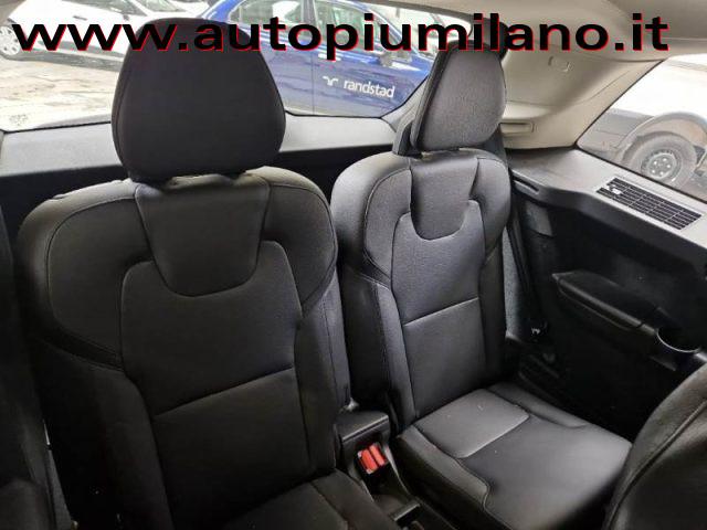 VOLVO XC90 B5 (d) AWD Geartronic Momentum