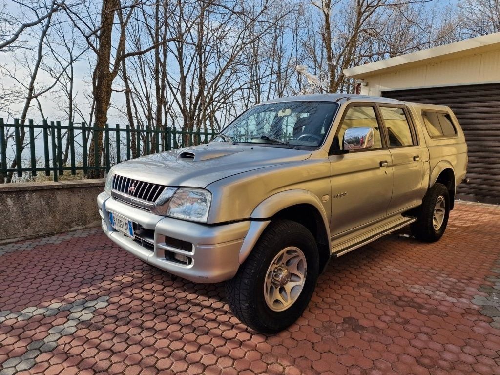 Mitsubishi L200 2500 tdi 4wd pick-up gls