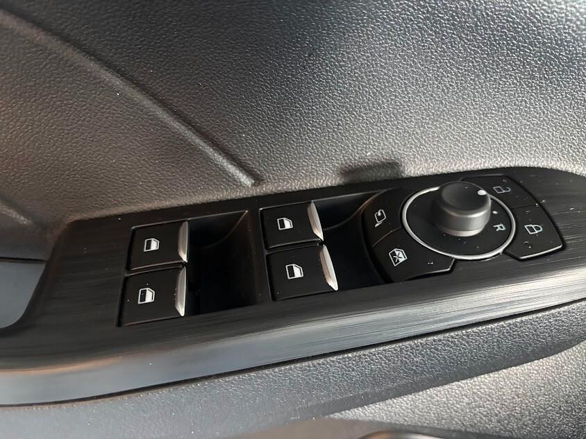 Ford Kuga 2.5 full hybrid 190cv 2wd st-line x