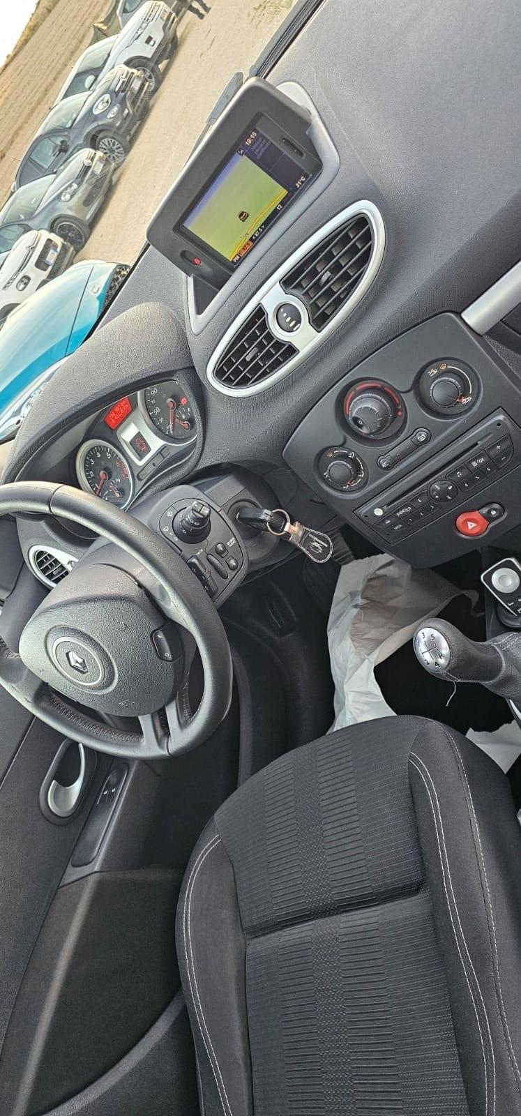 Renault Clio 1.2 16V 5 porte Luxe