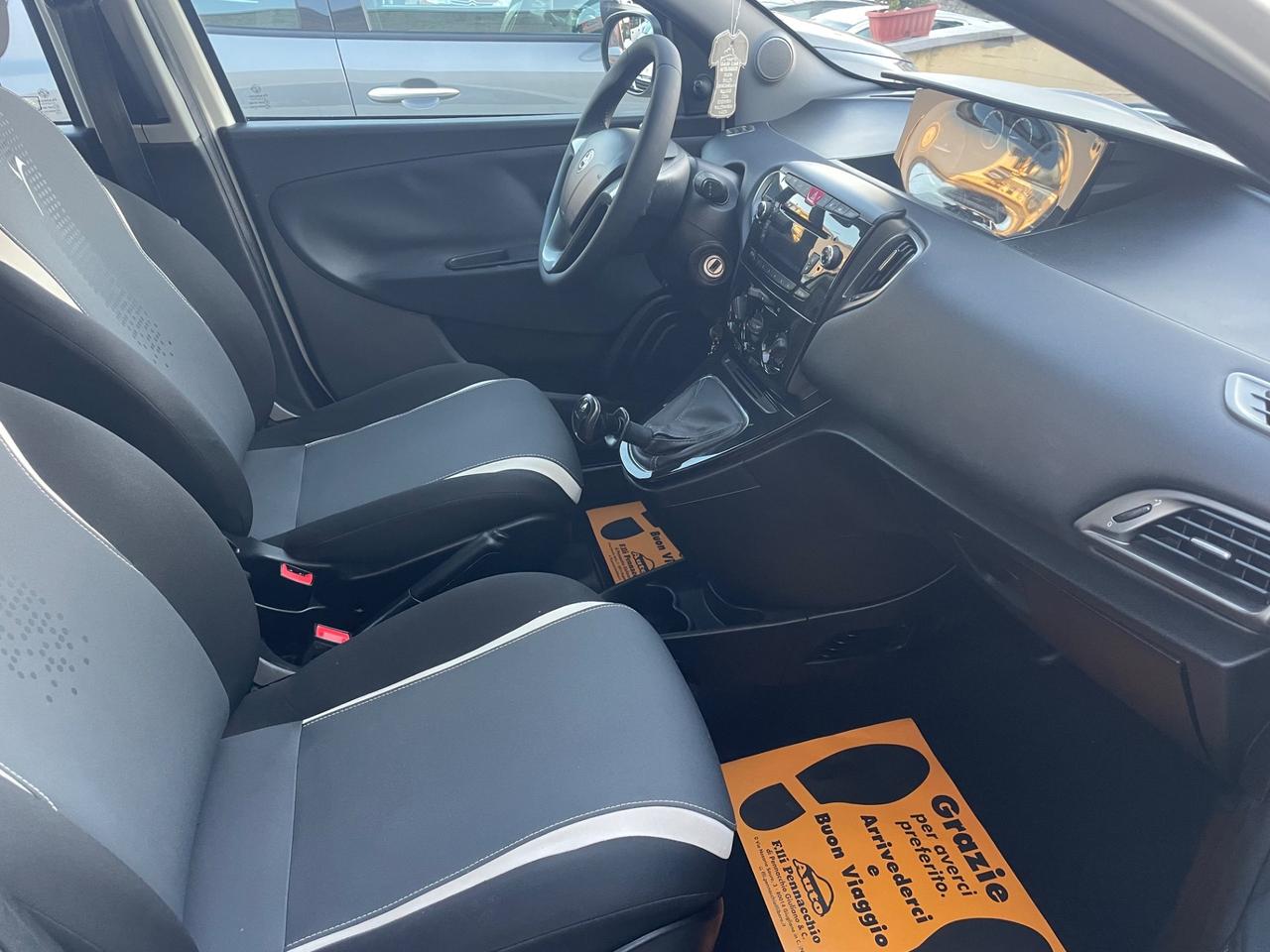 LANCIA YPSILON 1.2 GPL 69 (CV) 2015