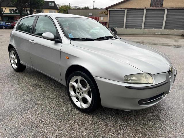 ALFA ROMEO 147 1.9 JTD (115 CV) cat 5p. Distinctive