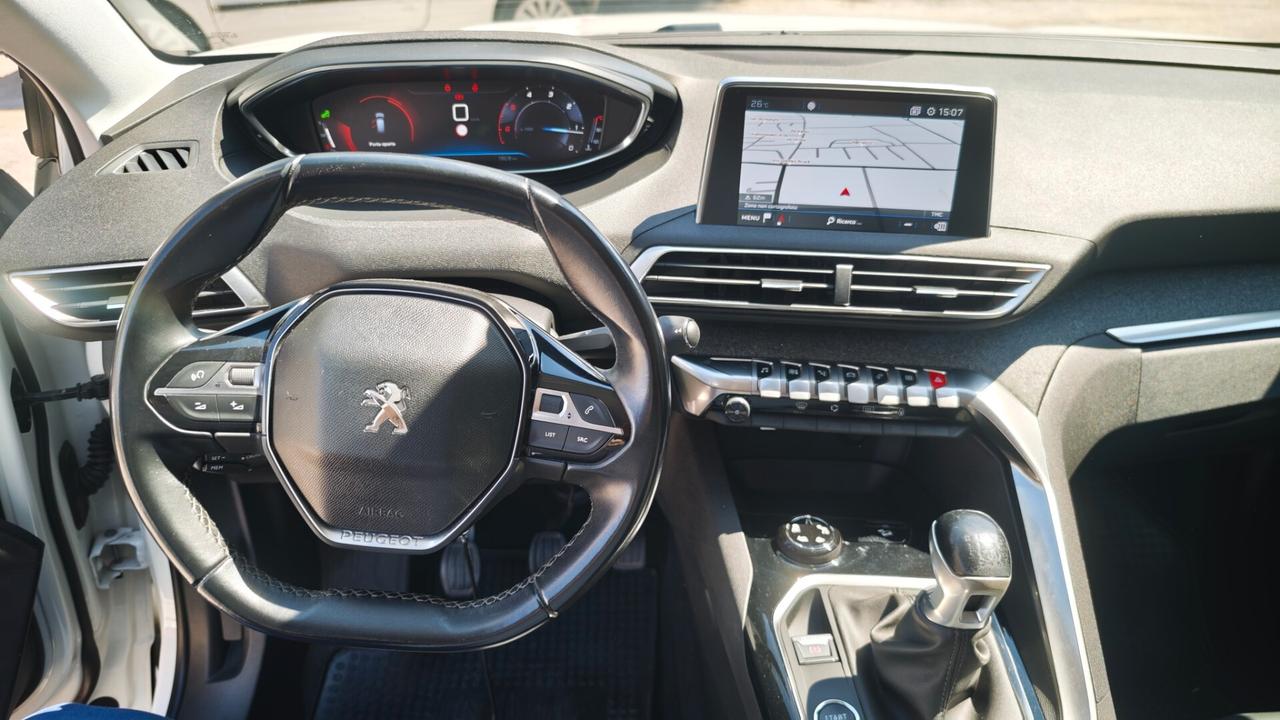 COME NUOVA PEUGEOT 3008 1.5DCI 130CV ALLURE