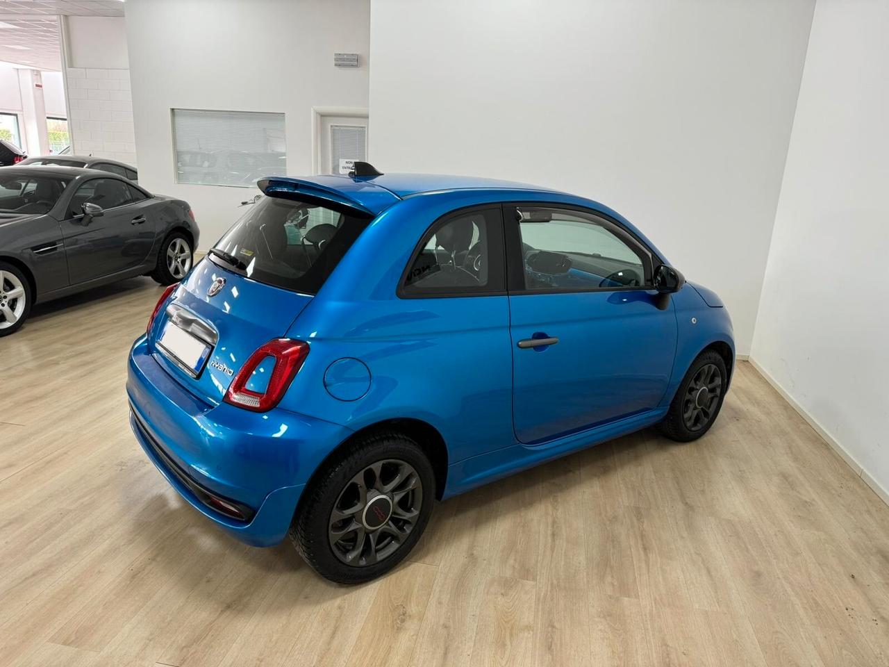 Fiat 500 1.0 Hybrid Lounge **** NEOPATENTATI****