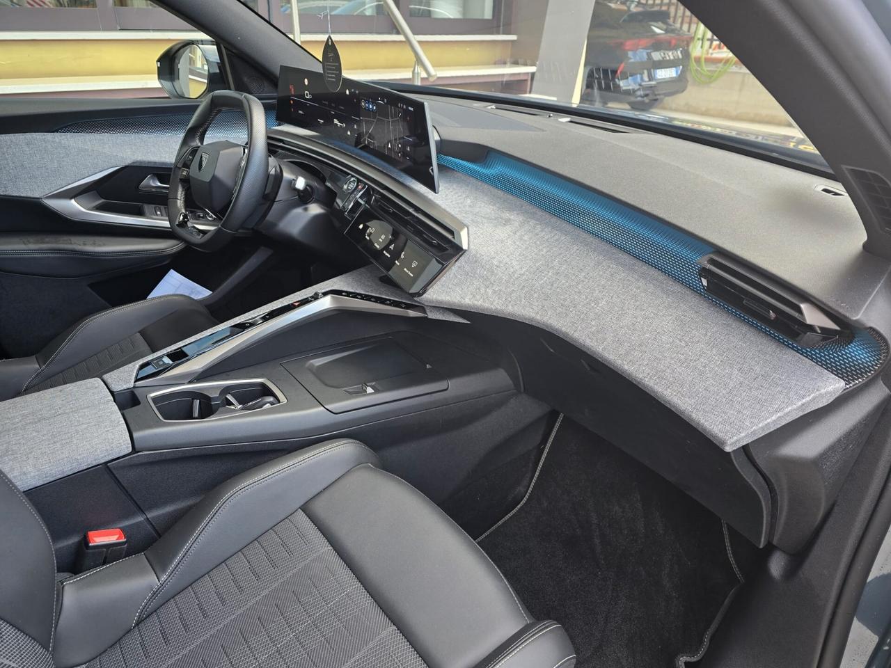 Peugeot 3008 Hybrid 136 e-DCS6 GT