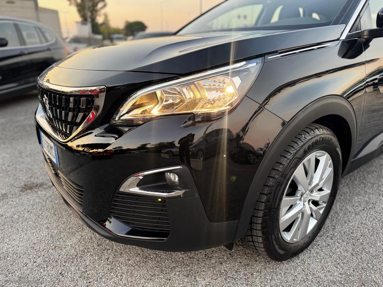 PEUGEOT 3008 BlueHDi 130 S&S Crossway