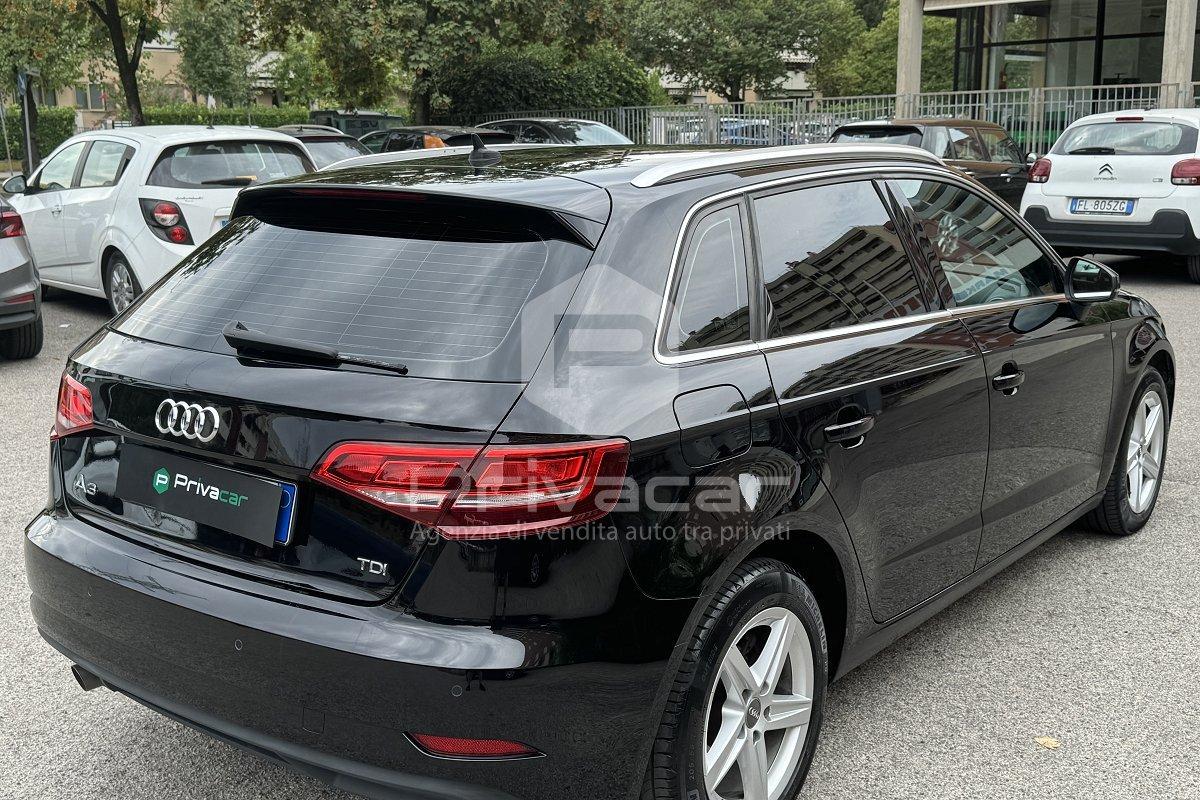 AUDI A3 SPB 1.6 TDI 116 CV Business