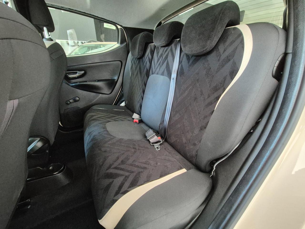 Lancia Ypsilon 1.2 69 CV 5 porte Gold