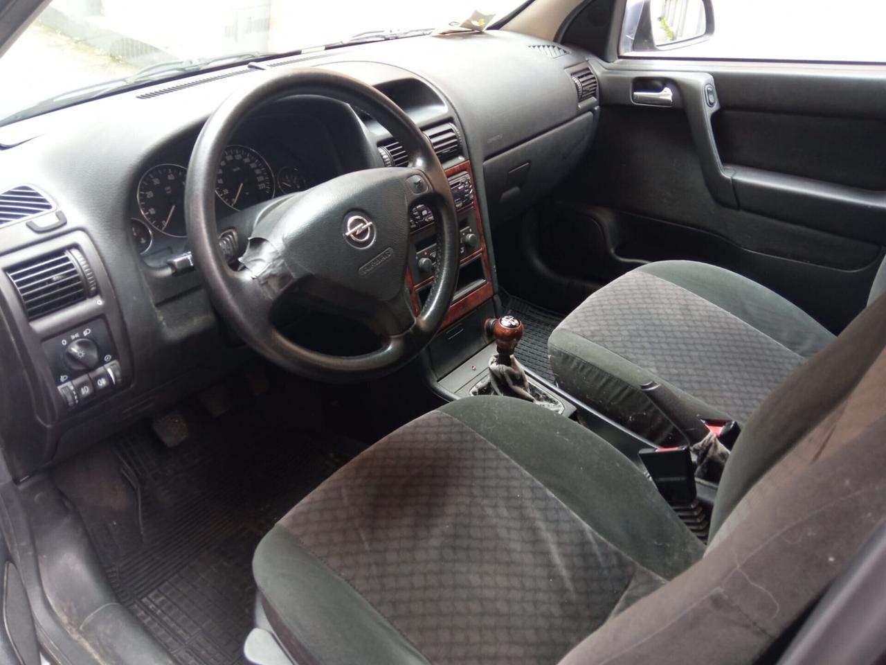 Opel Astra 1.6i 16V cat Station Wagon Club