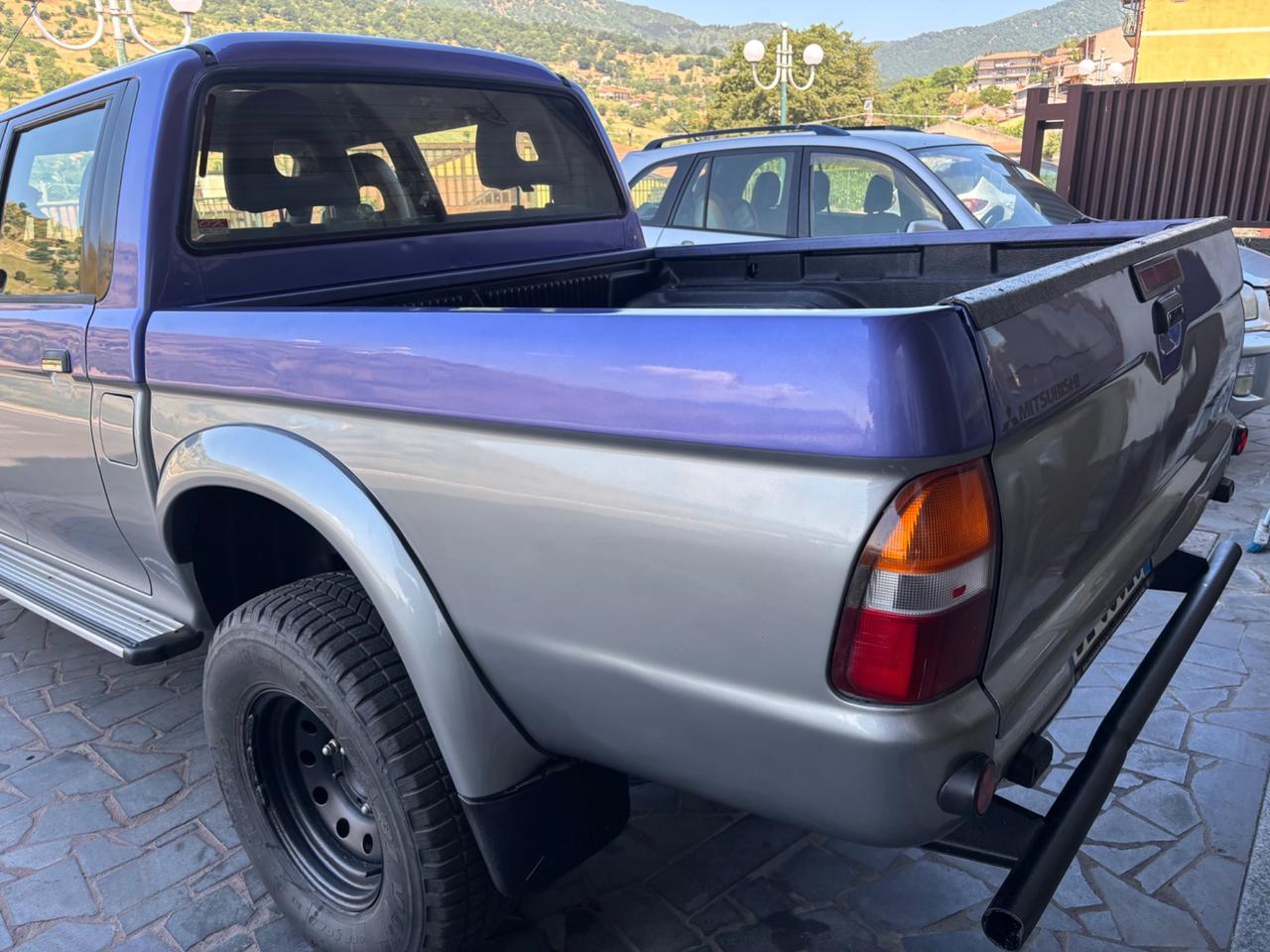 Mitsubishi L200 2.5 TDI 4WD Double Cab Pick-up GLS