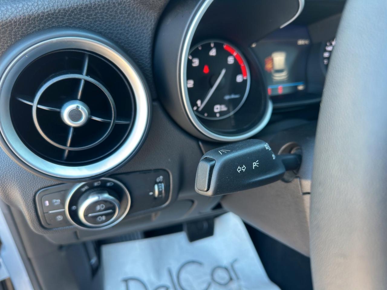 Alfa Romeo Stelvio 2.2 Turbodiesel 190 CV AT8 RWD Business