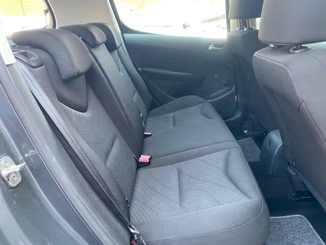 Peugeot 308 1.6 8V HDi 112CV 5p. Premium