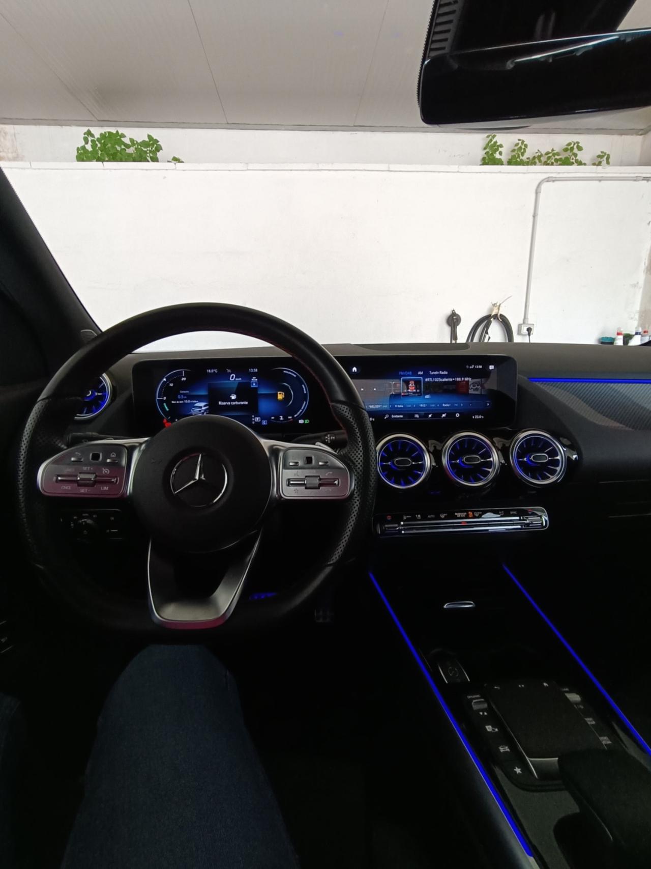 Mercedes-benz GLA 200 d Automatic Premium AMG Line - 2021