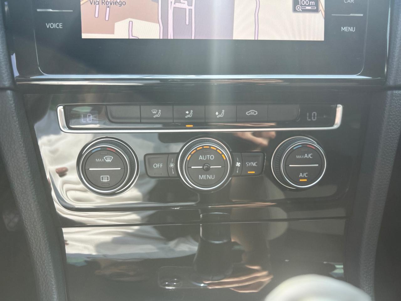 Volkswagen Golf 5p 1.6 tdi Executive 115cv
