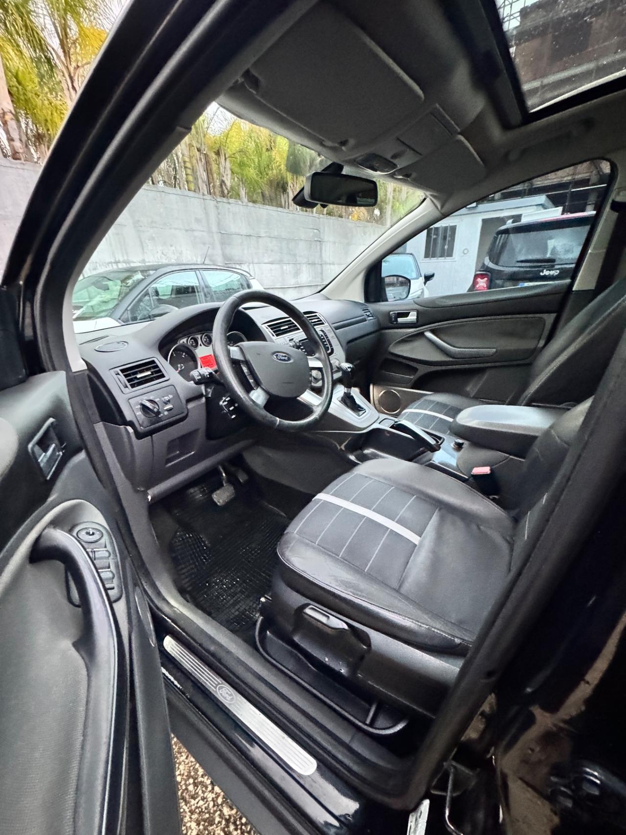 Ford Kuga 2.0 TDCi 4WD Titanium