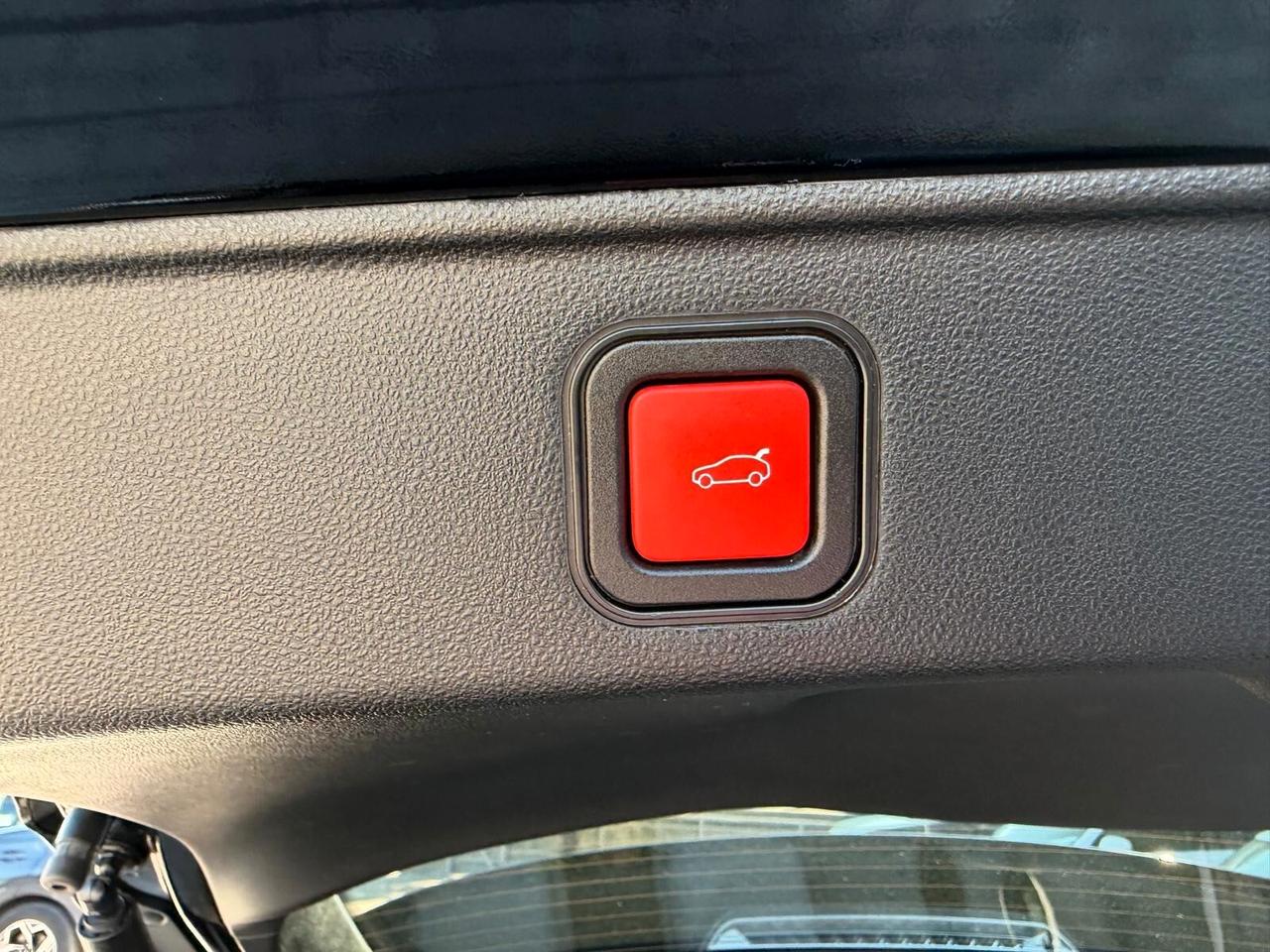 Fiat 600 Hybrid 110 CV DCT MHEV La Prima