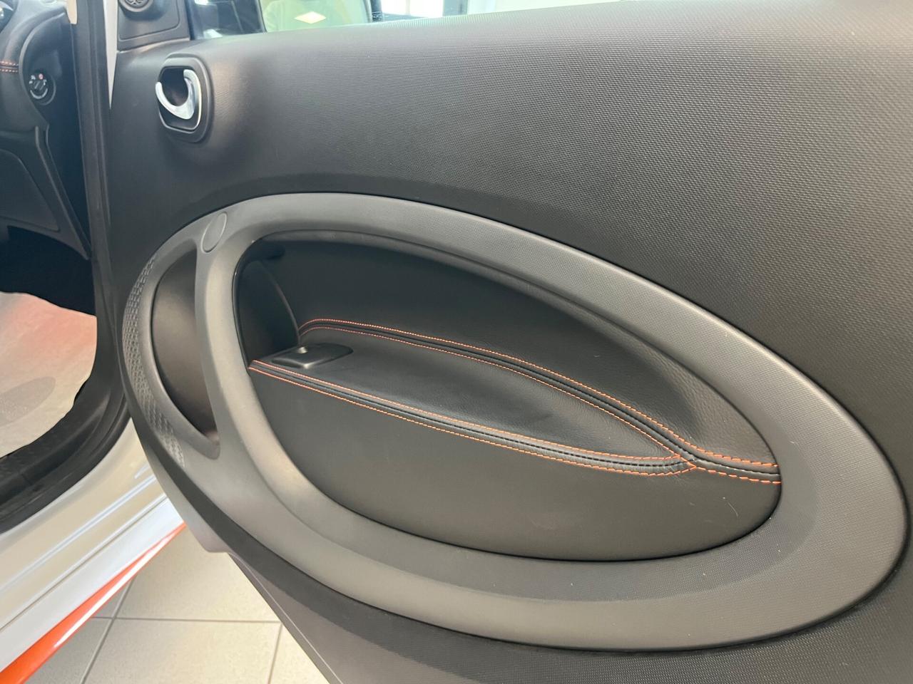 Smart ForTwo 90 0.9 Turbo BRABUS Style URBANRUNNER
