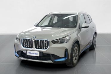 BMW iX1 xdrive 30 X-Line