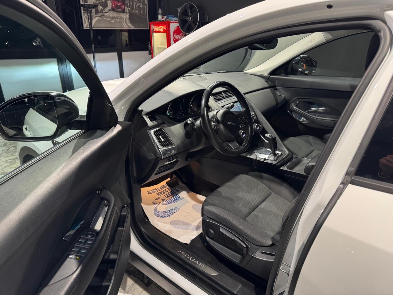 Jaguar E-Pace 2.0D 150 CV AWD aut. R-Dynamic HSE