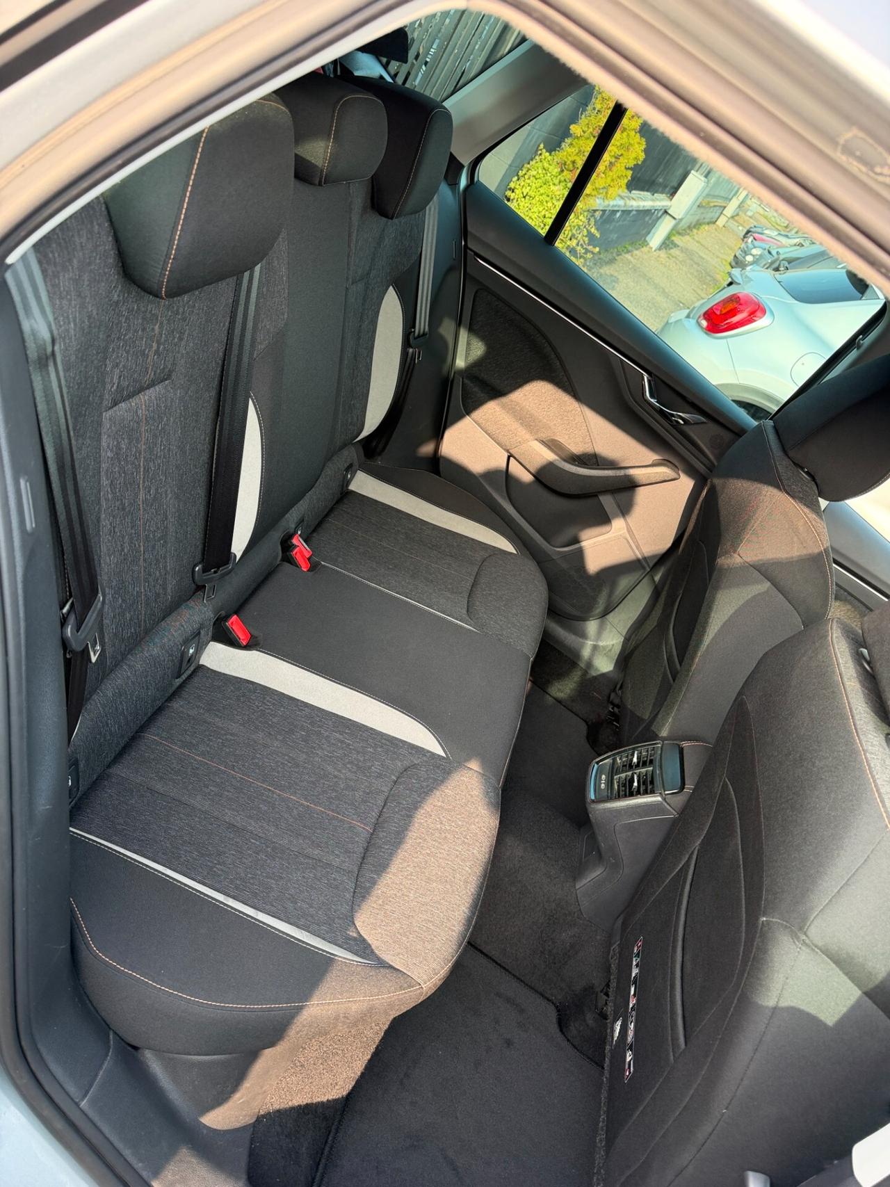 Skoda Kamiq 1.0 TSI 115 CV DSG Dark Shade