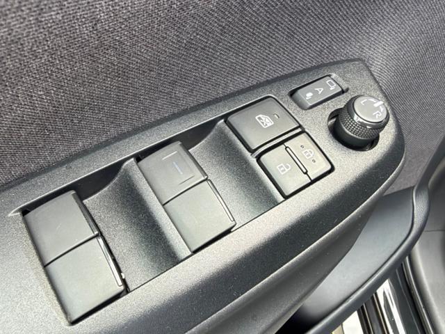 TOYOTA Yaris 1.5 130CV LOUNGE HYBRID+NAVI+ADAS+LED+PELLE+RCAM