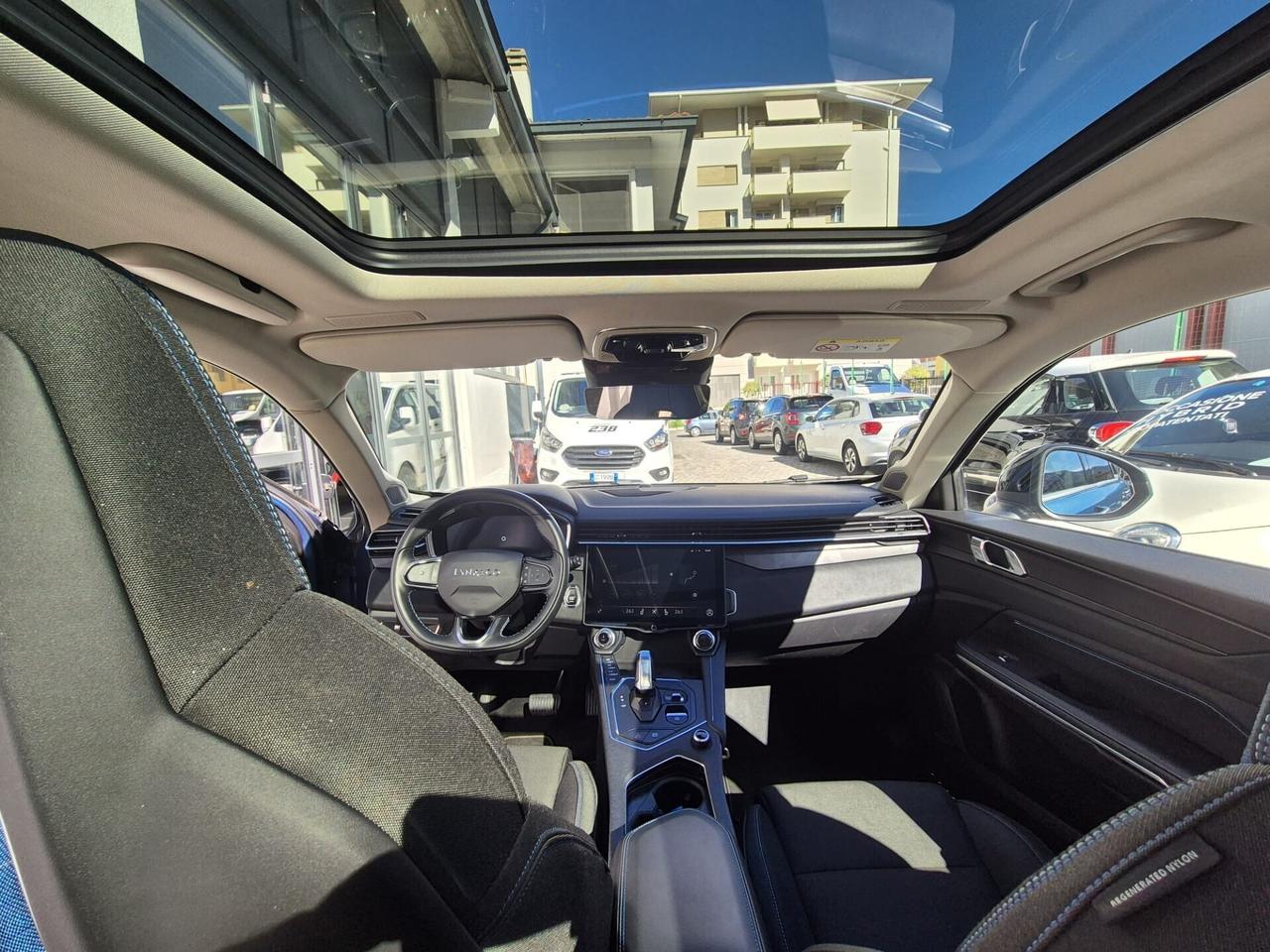 Lynk&co 01 PHEV 261CV
