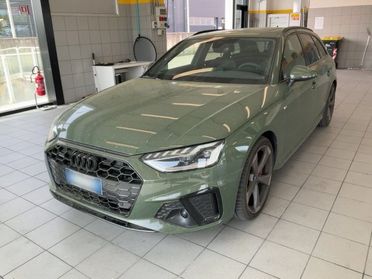 AUDI A4 Avant 40 quattro Stronic S line Sline TETTO/MATRIX