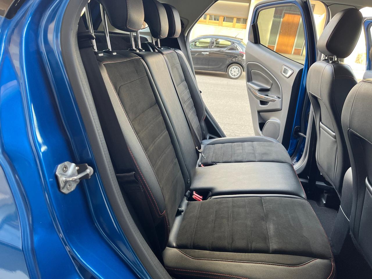 Ford EcoSport 1.5 TDCi 100 CV ST-Line