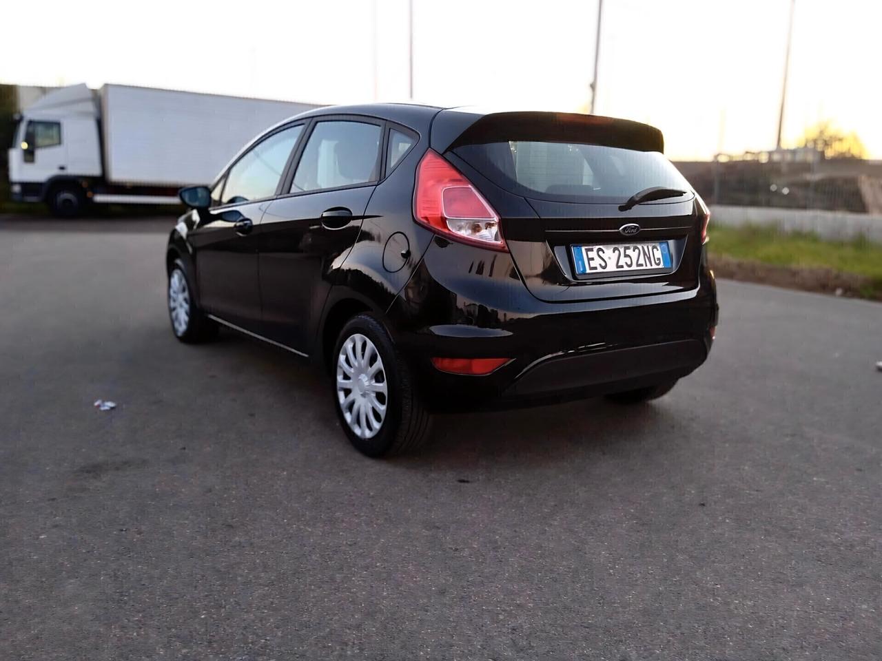 Ford Fiesta 1.5 TDCi 75CV 5 porte