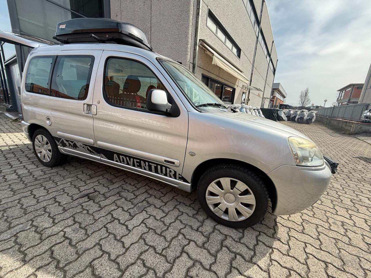 Citroen Berlingo camperizzato allestito