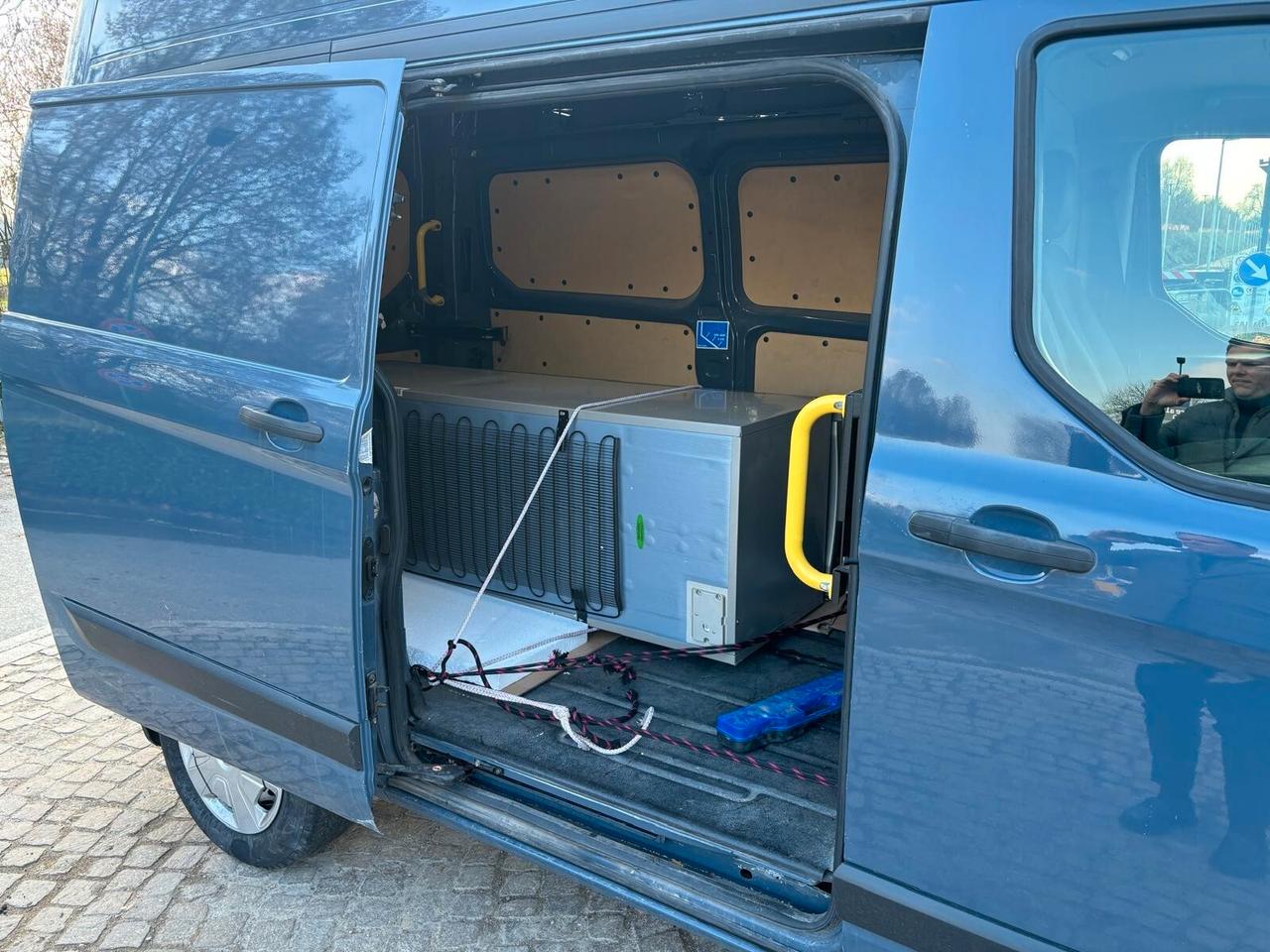 Ford Tourneo Custom IVA ESPOSTA