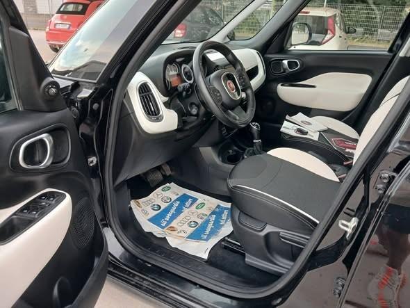 Fiat 500L 1.3 Multijet 95 CV Trekking tetto panoramico sensori automatica garanzia