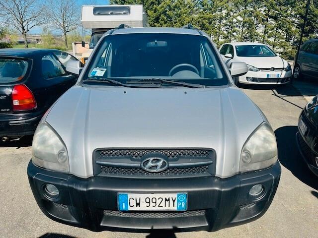 HYUNDAI TUCSON 2.0