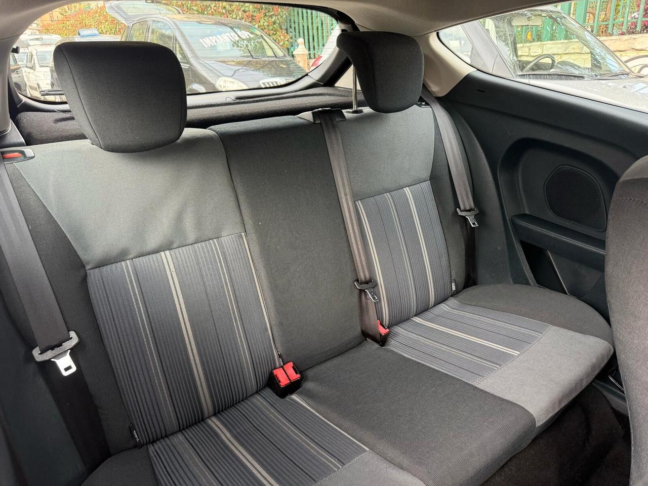 Ford Fiesta 1.4 TDCi 68CV 3 porte Titanium