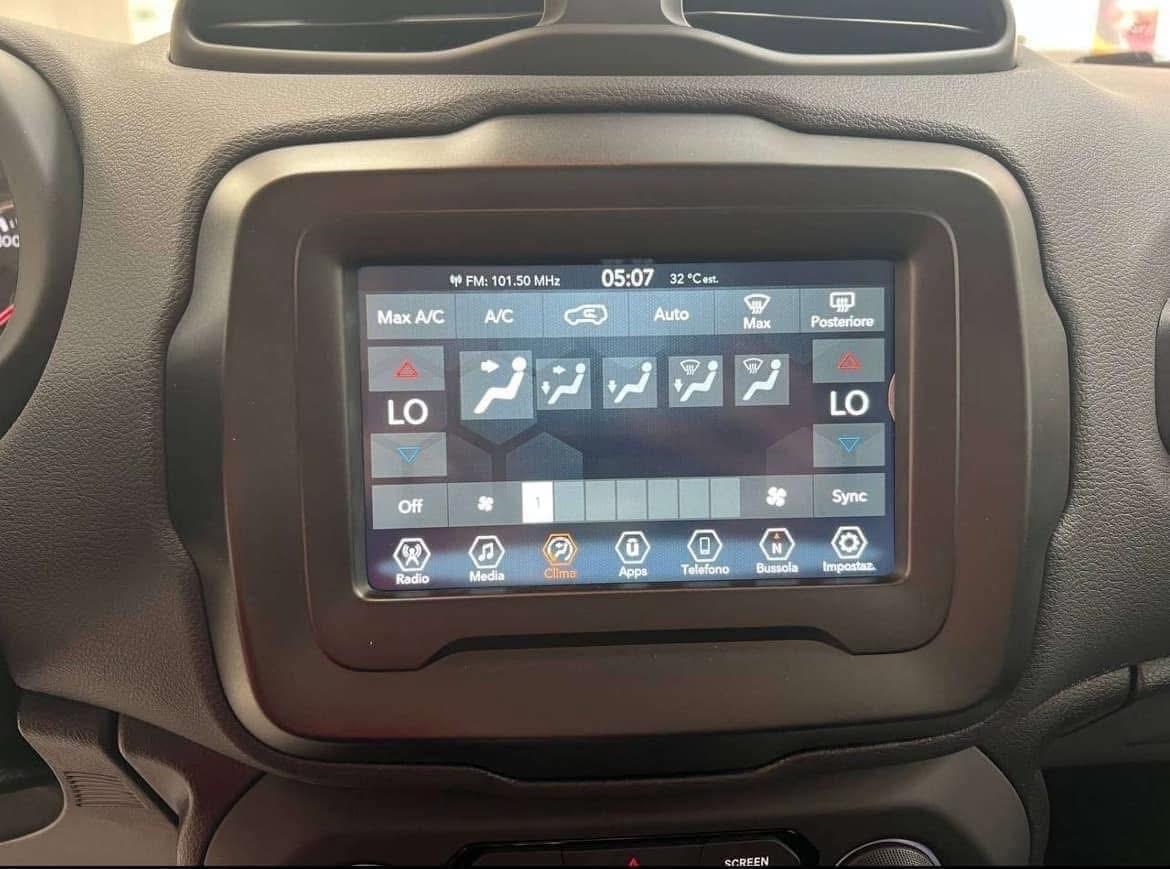 JEEP RENEGADE 1.0 130 CV AUTO A NOLEGGIO CON KM ILLIMITATI