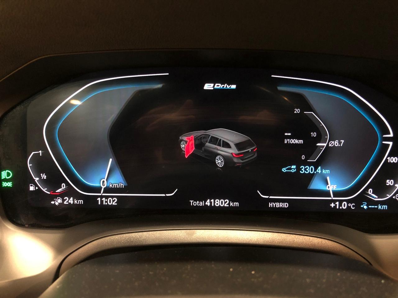 BMW 330e Touring Business Advantage auto