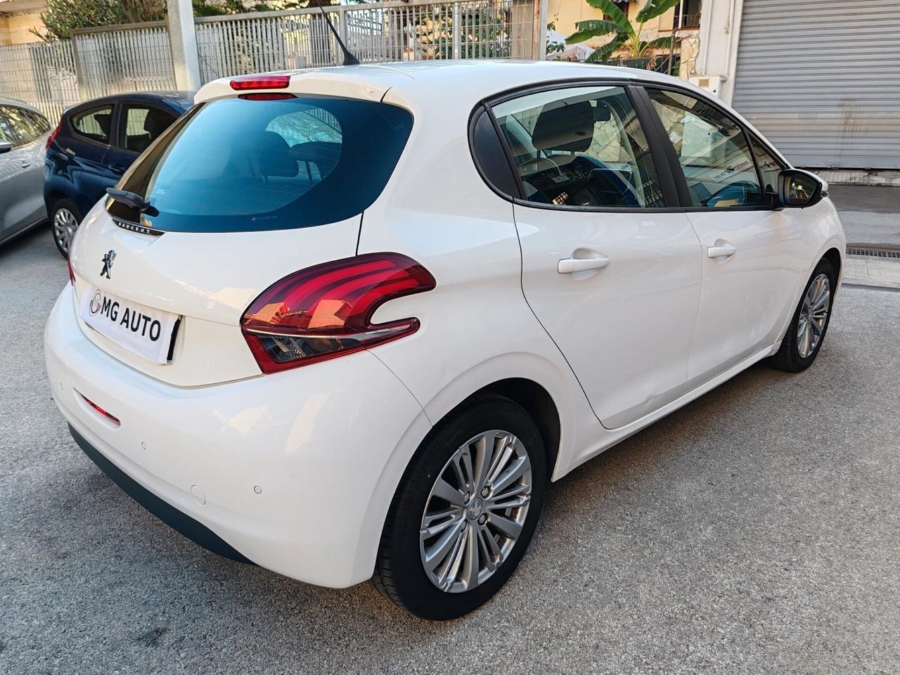 Peugeot 208 BlueHDi 75