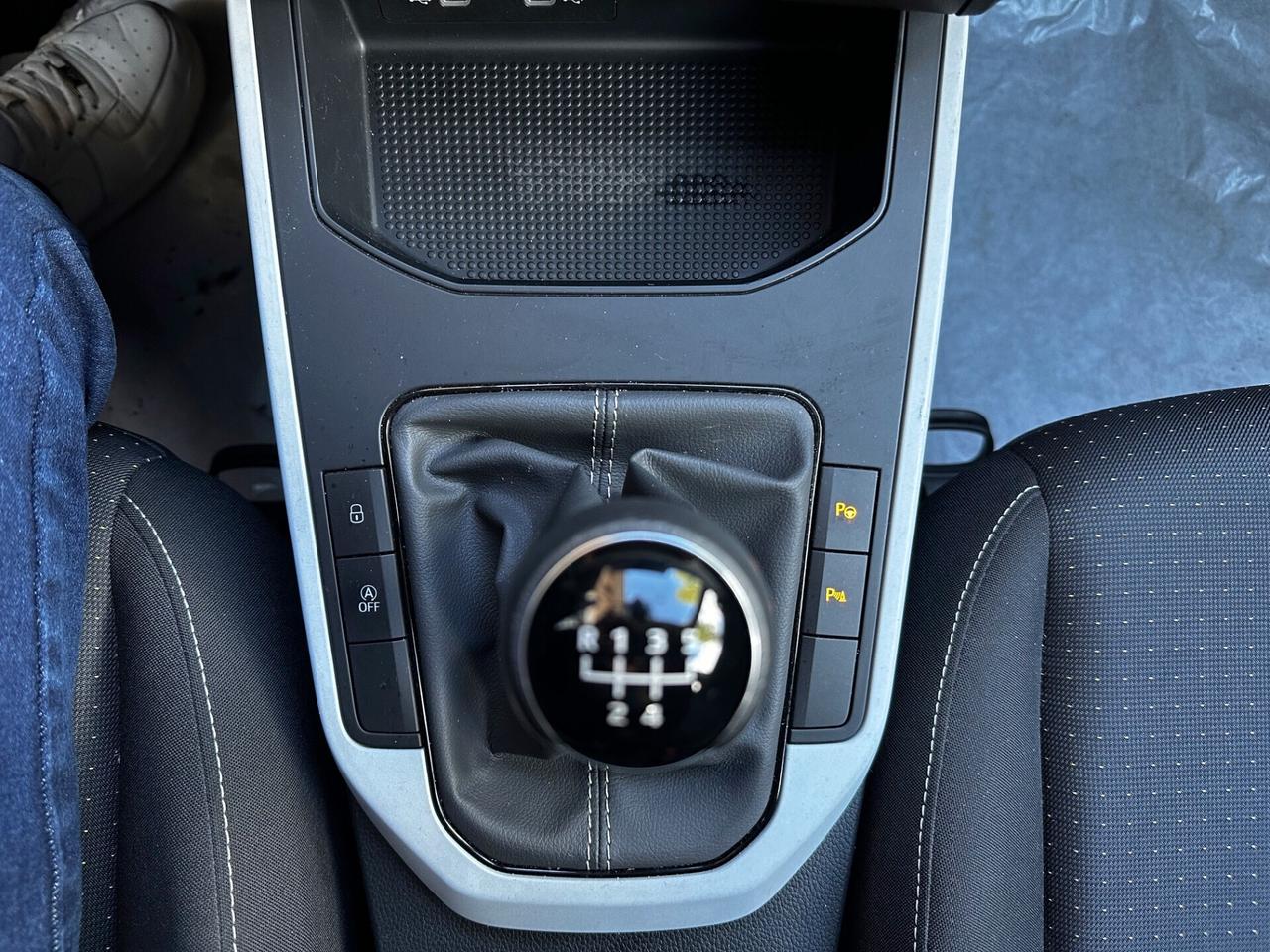 Seat Arona 95cv bi-color retrocamera PREZZO VERO