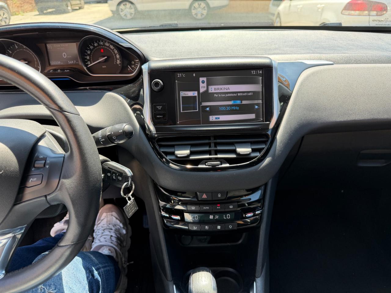 Peugeot 208 1.2 VTi 68 CV 5 porte Allure
