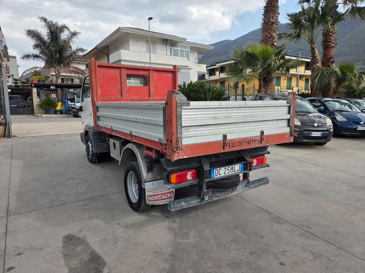 Nissan Cabstar 35.13 3.0 Tdi - 2006 RIBALTABILE TRILATERALE