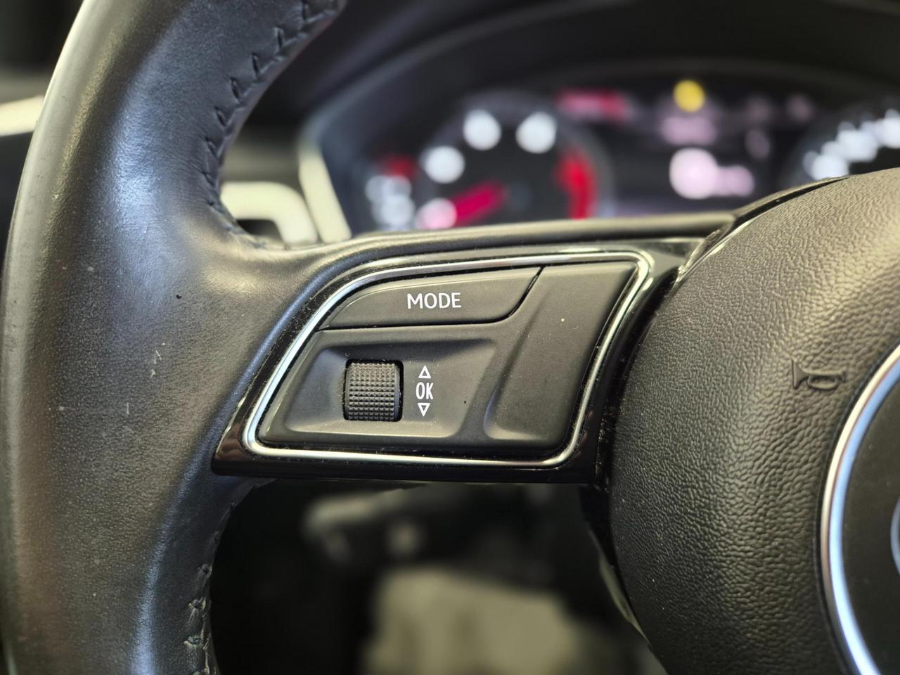 Audi A4 Avant 30 2.0 tdi Business 122cv s-tronic - NEOPATENTATI - Cruise/Lim - Sens. Park.