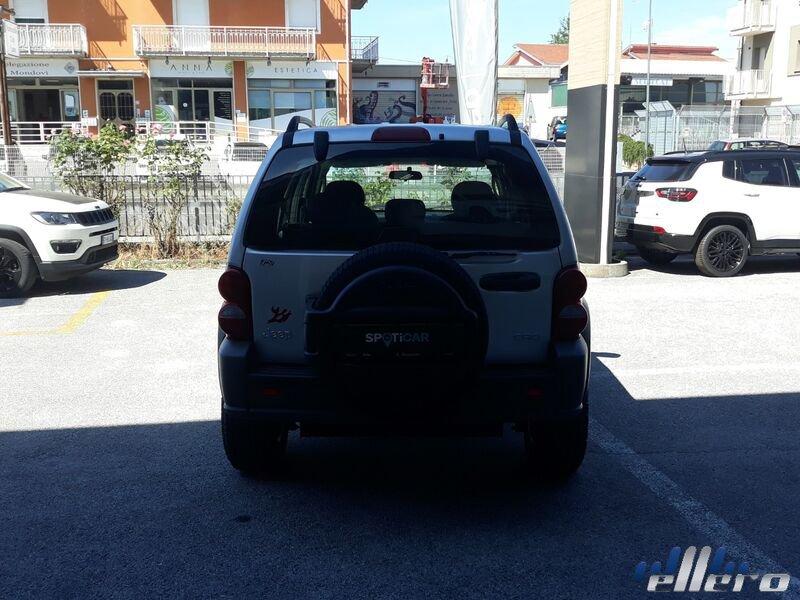Jeep Cherokee Cherokee 2.5 crd Sport