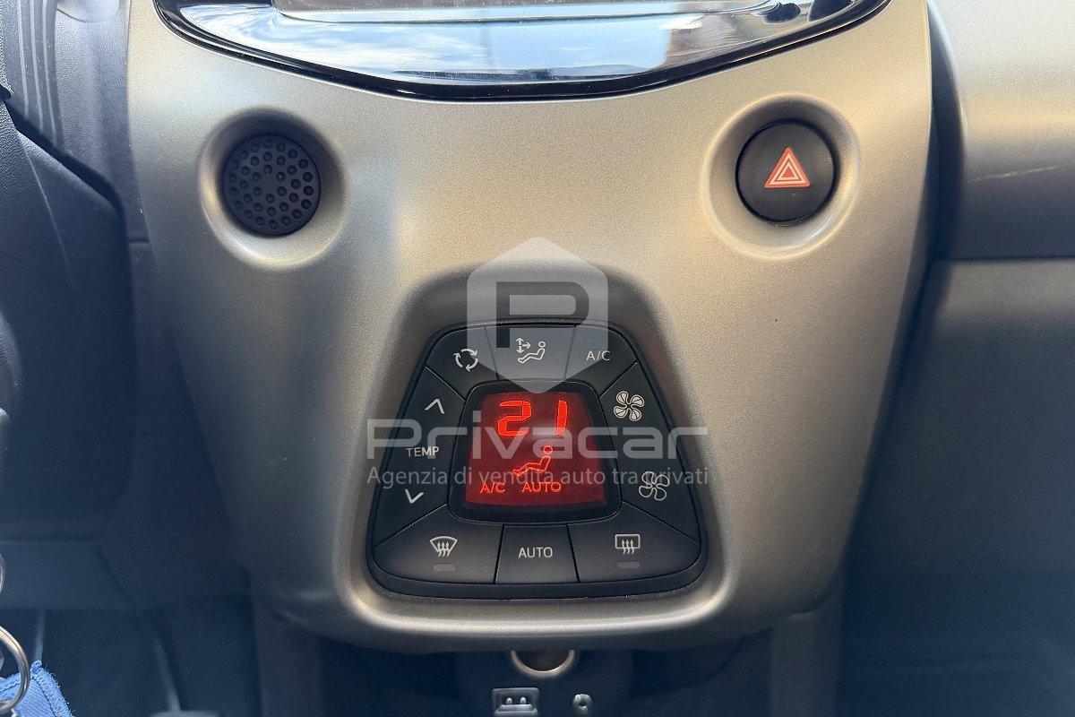 TOYOTA Aygo 1.0 VVT-i 69 CV 5 porte x-wave