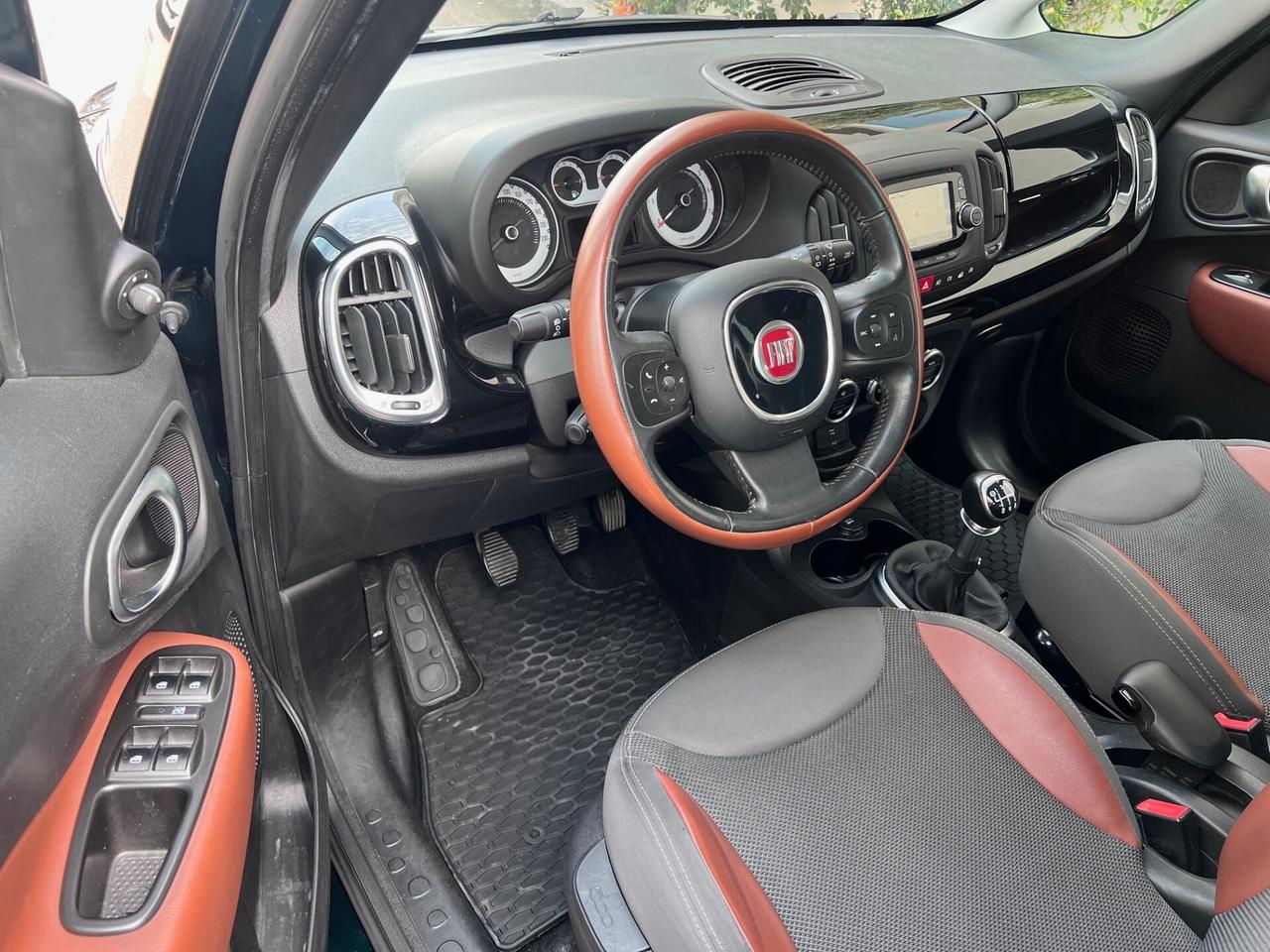 Fiat 500L 1.6 mjt Trekking 105cv NAVI/PDC/TEL. PERFETTA!!