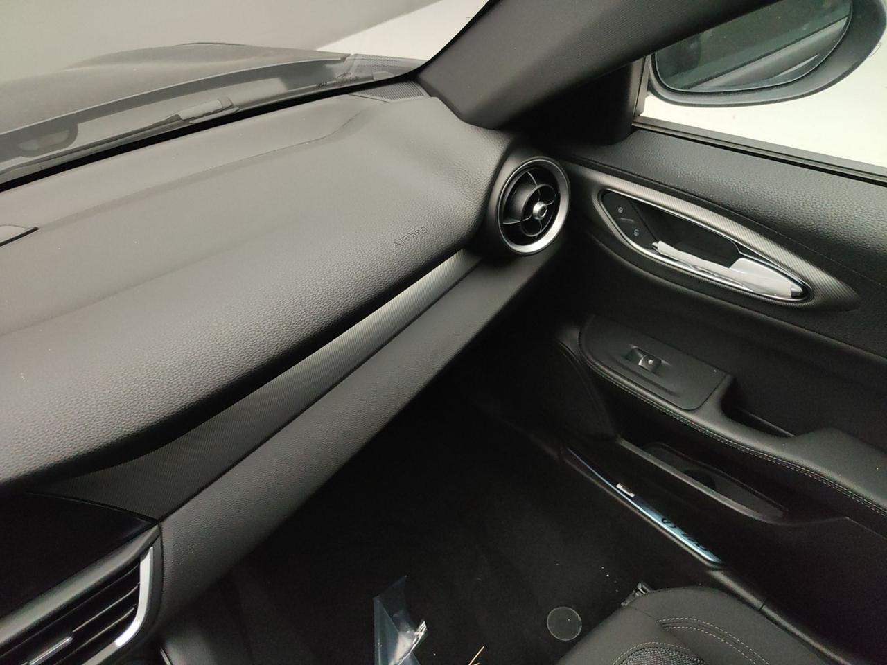 ALFA ROMEO Giulia 2023 2.2 TD 160CV SPRINT AT8